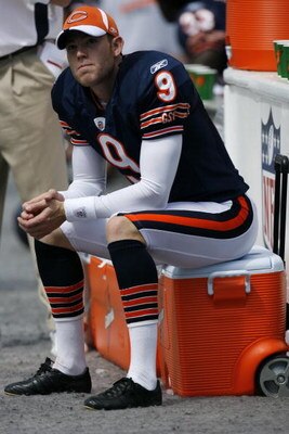 CHARLOTTE, NC - SEPTEMBER 14:  Robbie Gould #9 of the Chicago Bears looks on during the game against the Carolina Panthers at Bank of America Stadium on September 14, 2008 in Charlotte, North Carolina. (Photo by Kevin C. Cox/Getty Images)