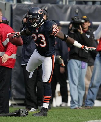 CHICAGO - OCTOBER 14:  Devin Hester #23 of the Chicago Bears celebrates in the end zone after catching an 81 yard touchdown pass in the 4th quarter against the Minnesota Vikings on October 14, 2007 at Soldier Field in Chicago, Illinois. The Vikings defeat