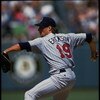 17 Apr 1994: MINNESOTA TWINS PITCHER SCOTT ERICKSON WINDS UP TO PITCH DURING THE TWINS VERSUS OAKLAND A''S GAME AT THE OAKLAND COLISEUM IN OAKLAND, CALIFORNIA.