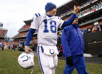 CLEVELAND - NOVEMBER 30:  Payton Manning #18 of the Indianapolis Colts salutes some fans while leaving the field after a 10-6 victory over the Cleveland Browns on November 30, 2008 at Cleveland Browns Stadium in Cleveland, Ohio.  (Photo by Gregory Shamus/