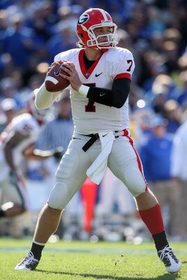 LEXINGTON, KY - NOVEMBER 8:  Matthew Stafford #7 of the Georgia Bulldogs drops back to pass during the game against the Kentucky Wildcats at Commonwealth Stadium on November 8, 2008 in Lexington, Kentucky. (Photo by Andy Lyons/Getty Images)