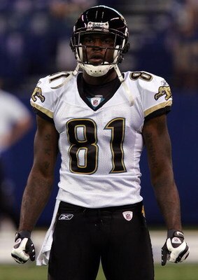 INDIANAPOLIS - SEPTEMBER 21: Wide receiver Mike Walker #81 of the Jacksonville Jaguars before a game against the Indianapolis Colts on September 21, 2008 at Lucas Oil Stadium in Indianapolis, Indiana.  (Photo by Ronald Martinez/Getty Images)