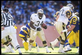 13 Dec 1992: Running back Craig Heyward of the New Orleans Saints moves the ball during a game against the Los Angeles Rams at Anaheim Stadium in Anaheim, California. The Saints won the game, 37-14.