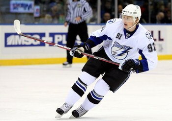 UNIONDALE, NY - APRIL 04:  Steven Stamkos #91 of the Tampa Bay Lightning skates against the New York Islanders on April 4, 2009 at Nassau Coliseum in Uniondale, New York. The Isles defeated the Lightning 3-1.  (Photo by Jim McIsaac/Getty Images)