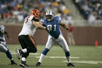 DETROIT, MI - AUGUST 9: Defensive end Ikaika Alama-Francis #91 of the Detroit Lions runs in pursuit against the Cincinnati Bengals at Ford Field on August 9, 2007 in Detroit, Michigan. The Lions defeated the Bengals 27-26.  (Photo by Scott Boehm/Getty Ima