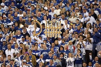INDIANAPOLIS - JANUARY 13:  Fans of the Indianapolis Colts hold up a sign in support of the Colts defense against the San Diego Chargers during their AFC Divisional Playoff game at the RCA Dome on January 13, 2008 in Indianapolis, Indiana. The Chargers wo
