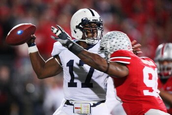 COLUMBUS, OH - OCTOBER 25: Defensive lineman Thaddeus Gibson #90 of the Ohio State Buckeyes pressures quarterback Daryll Clark #17 of the Penn State Nittany Lions in the first half on October 25, 2008 at Ohio Stadium in Columbus, Ohio.  (Photo by Jamie Sa