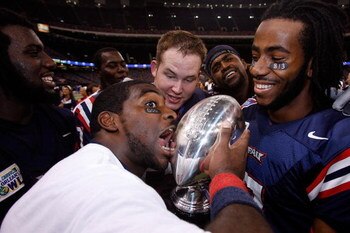NEW ORLEANS - DECEMBER 21:  Members of the Florida Atlantic University Owls celebrate after defeating the Memphis University Tigers 44-27 in the New Orleans Bowl on December 21, 2007 at the Louisiana Superdome in New Orleans, Louisiana.  (Photo by Chris G