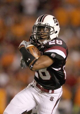 COLUMBIA - NOVEMBER 1:  Eric Baker #28 of the South Carolina Gamecocks carries the ball during the game against the Tennessee Volunteers at Williams-Brice Stadium on November 1, 2008 in Columbia, South Carolina. (Photo by: Streeter Lecka/Getty Images)