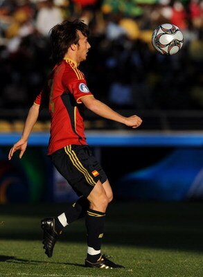 RUSTENBURG, SOUTH AFRICA - JUNE 28:  David Silva of Spain controls the ball during the FIFA Confederations Cup 3rd Place Playoff match between Spain and South Africa at the Royal Bafokeng Stadium on June 28, 2009 in Rustenburg, South Africa. Spain won the