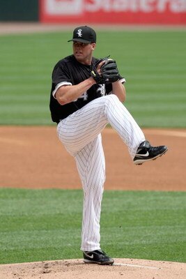 CHICAGO - JUNE 8: Starting pitcher Clayton Richard #54 of the Chicago White Sox delivers the ball against the Detroit Tigers at U.S. Cellular Field June 8, 2009 in Chicago, Illinois. (Photo by Jonathan Daniel/Getty Images)