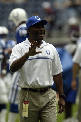 HOUSTON - SEPTEMBER 22:  Defensive coordinator Ron Meeks of the Indianapolis Colts talks with players prior to the start of the NFL game against the Houston Texans on September 22, 2002 at Reliant Stadium in Houston, TX.   The Colts defeated the Texans 23