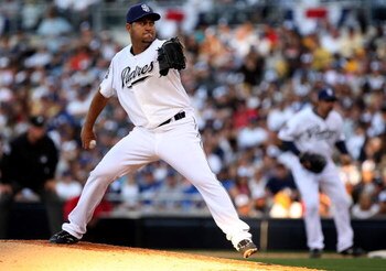 SAN DIEGO - APRIL 06:  Pitcher Edward Mujica #45 of the San Diego Padres throws a pitch against the Los Angeles Dodgers on April 6, 2009 at Petco Park in San Diego, California.  The Dodgers won 4-1.  (Photo by Stephen Dunn/Getty Images)