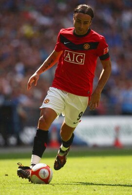 LONDON, ENGLAND - AUGUST 09:  Dimitar Berbatov of Manchester United in action during the FA Community Shield match between Manchester United and Chelsea at Wembley Stadium on August 9, 2009 in London, England.  (Photo by Jamie McDonald/Getty Images)