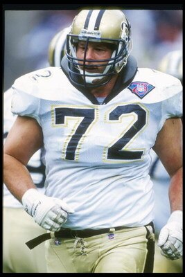 4 Dec 1994:  Jim Dombrowski of the New Orleans Saints during the Saints 31-15 win over the Los Angeles Rams at Anaheim Stadium in Anaheim, California. Mandatory Credit: Al Bello  /Allsport