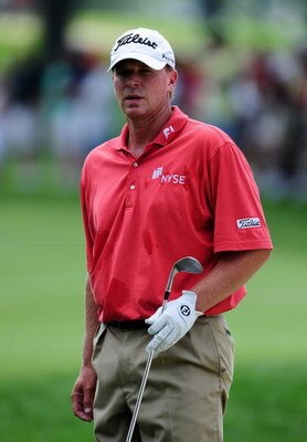 AKRON, OH - AUGUST 09:  Steve Stricker of USA on the eighth hole during the final round of the World Golf Championship Bridgestone Invitational on August 9, 2009 at Firestone Country Club in Akron, Ohio.  (Photo by Stuart Franklin/Getty Images)