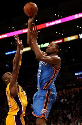 LOS ANGELES, CA - FEBRUARY 10:  Kevin Durant #35 of the Oklahoma City Thunder shoots over Kobe Bryant #24 of the Los Angeles Lakers on February 10, 2009 at Staples Center in Los Angeles, California.  The Lakers won 105-98.   NOTE TO USER: User expressly a