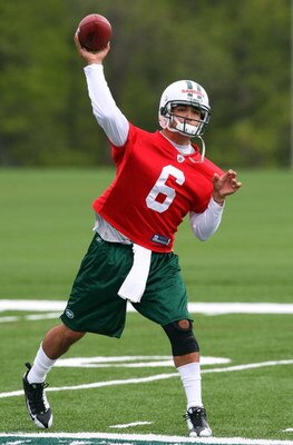 FLORHAM PARK, NJ - MAY 02:  Quarterback Mark Sanchez #6 of the New York Jets throws a pass during minicamp on May 2, 2009 at the Atlantic Health Jets Training Center in Florham Park, New Jersey.  (Photo by Jim McIsaac/Getty Images)