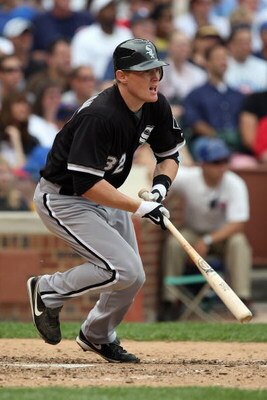 CHICAGO - JUNE 18:  Brian Anderson #32 of the Chicago White Sox bats against the Chicago Cubs during the game on June 18, 2009 at Wrigley Field in Chicago, Illinois. (Photo by Jonathan Daniel/Getty Images)