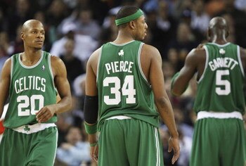 OAKLAND, CA - FEBRUARY 20:  Kevin Garnett #5, Paul Pierce #34 and Ray Allen #20 of the Boston Celtics look on against the Golden State Warriors during an NBA game on February 20, 2008 at Oracle Arena in Oakland, California. NOTE TO USER: User expressly ac
