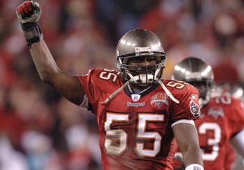 Tampa Bay Buccaneers linebacker Derrick Brooks celebrates a play  against the Washington Redskins in an NFL wild card playoff game January 7, 2006 in Tampa.  The Redskins defeated the Bucs 17 - 10.  (Photo by Al Messerschmidt/Getty Images)