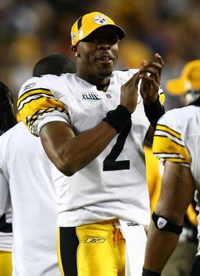 TAMPA, FL - FEBRUARY 01:  Quarterback Dennis Dixon #2 of the Pittsburgh Steelers reacts against the Arizona Cardinals during Super Bowl XLIII on February 1, 2009 at Raymond James Stadium in Tampa, Florida.  (Photo by Chris McGrath/Getty Images)