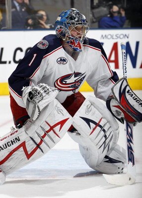 TORONTO - FEBRUARY 19: Steve Mason #1 Columbus Blue Jackets during game action against the Toronto Maple Leafs on February 19, 2009 at the Air Canada Centre in Toronto, Ontario, Canada. (Photo by Dave Abel/Getty Images)