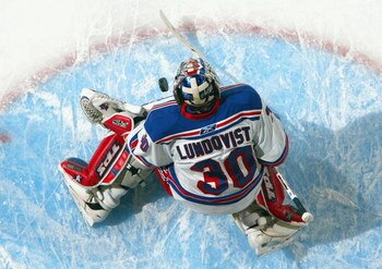 UNIONDALE, NY - MARCH 05:  Henrik Lundqvist #30 of the New York Rangers warms up before playing against the New York Islanders on March 5, 2009 at Nassau Coliseum in Uniondale, New York.  (Photo by Jim McIsaac/Getty Images)