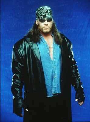 370782 02: World Wrestling Federation's Wrestler Undertaker Poses June 12, 2000 In Los Angeles, Ca.  (Photo By Getty Images)