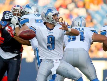 ORCHARD PARK, NY - SEPTEMBER 03:  Matthew Stafford #9 of the Detroit Lions throws a pass against the Buffalo Bills  at Ralph Wilson Stadium on September 3, 2009 in Orchard Park, New York.  (Photo by Rick Stewart/Getty Images)