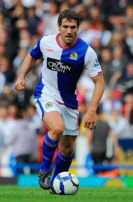 BLACKBURN, ENGLAND - AUGUST 29:  David Dunn of Blackburn during the Barclays Premier League match between Blackburn Rovers and West Ham United at Ewood Park on August 29, 2009 in Blackburn, England.  (Photo by Michael Regan/Getty Images)