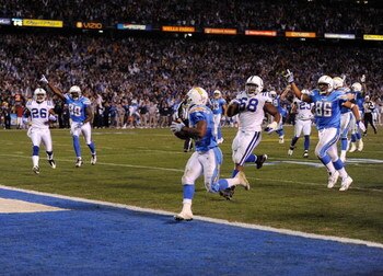 SAN DIEGO - JANUARY 03:  Darren Sproles #43 of the San Diego Chargers scores the winning touchdown against the Indianapolis Colts during their AFC Wild Card Game on January 3, 2009 at Qualcomm Stadium in San Diego, California.  (Photo by Harry How/Getty I