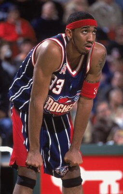 23 Nov 2001:  Eddie Griffen #33 of the Houston Rockets waits for the free throw during the game against the Seattle SuperSonics at the Key Arena in Seattle, Washington. The Sonics defeated the Rockets 99-81. NOTE TO USER: User expressly acknowledges and a