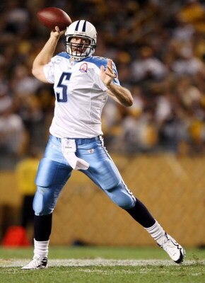 PITTSBURGH, UNITED STATES - SEPTEMBER 11:  Kerry Collins #5 of the Tennessee Titans passes the ball against the Pittsburgh Steelers on September 11, 2009 at Heinz Field in Pittsburgh, Pennsylvania. The Steelers defeated the Titans 13-10 in overtime.  (Pho