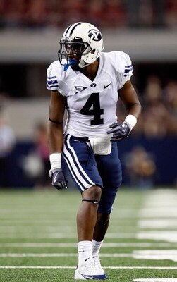 ARLINGTON, TX - SEPTEMBER 05:  Wide receiver O'Neill Chambers #4 of the Brigham Young Cougars at Cowboys Stadium on September 5, 2009 in Arlington, Texas.  (Photo by Ronald Martinez/Getty Images)