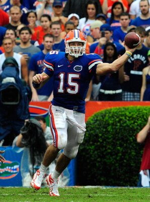GAINESVILLE, FL - SEPTEMBER 12:  Tim Tebow #15 of the Florida Gators attempts a pass during the game against the Troy Trojans at Ben Hill Griffin Stadium on September 12, 2009 in Gainesville, Florida.  (Photo by Sam Greenwood/Getty Images)