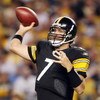 PITTSBURGH - SEPTEMBER 11:  Ben Roethlisberger #7 of the Pittsburgh Steelers passes the ball in the fourth quarter against the Tennessee Titans on September 11, 2009 at Heinz Field in Pittsburgh, Pennsylvania. The Steelers defeated the Titans 13-10 in ove