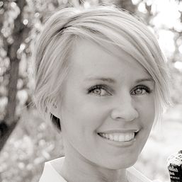 noelle bates