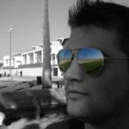 Jon Luzader