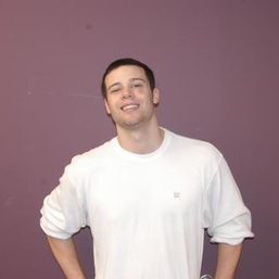 Alec  Tolivaisa