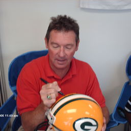Packer Fan Paul