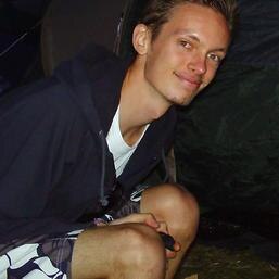 Dan Lowe