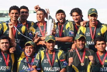 LONDON, ENGLAND - JUNE 21: Younis Khan of Pakistan lifts the trophy with Shahid Afridi and team mates during the ICC World Twenty20 Final between Pakistan and Sri Lanka at Lords on June 21, 2009 in London, England. (Photo by Julian Herbert/Getty Images)